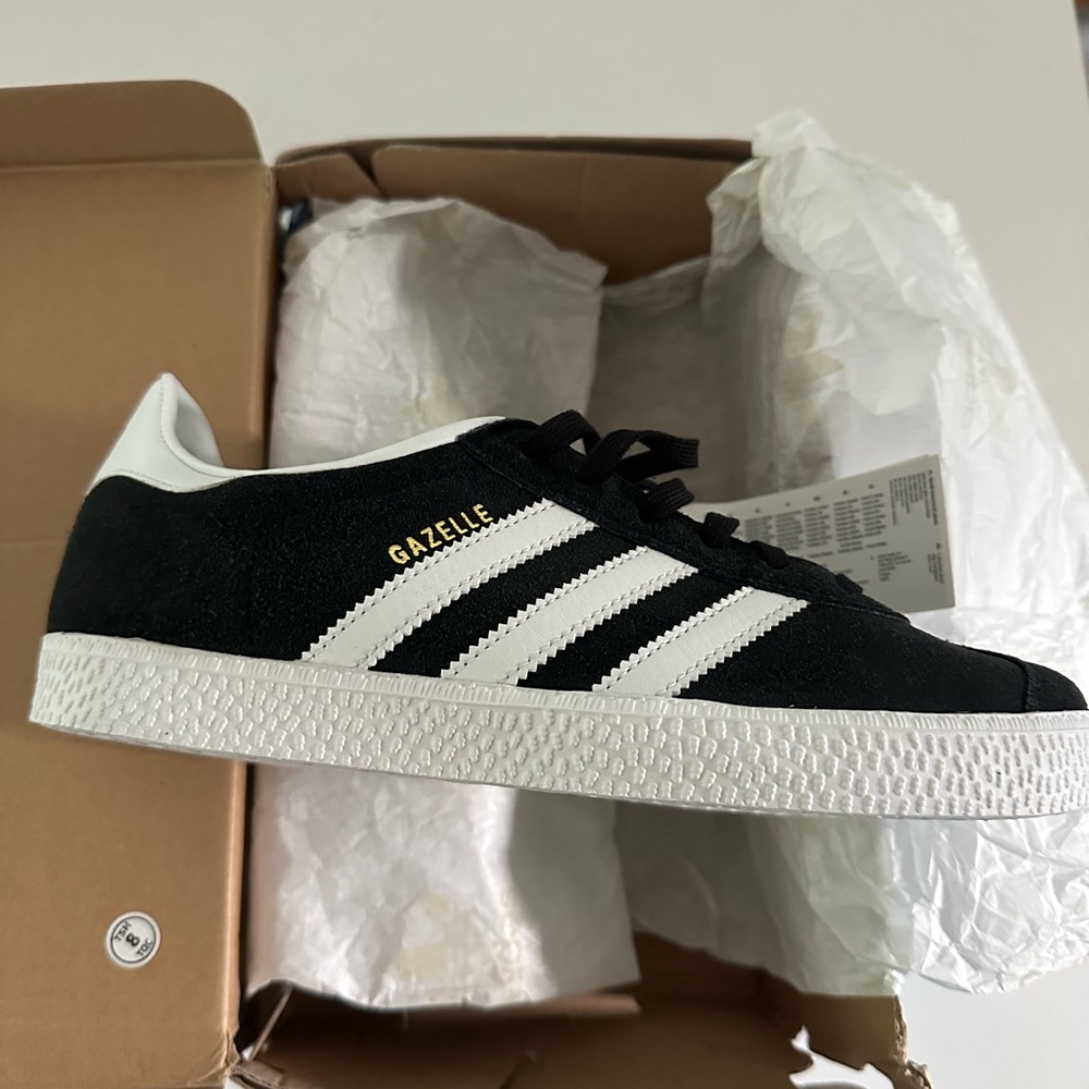 Adidas gazelle Sz 4